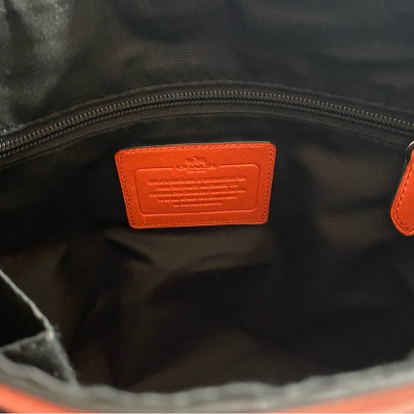 Vintage Unisex COACH Sullivan Metropolitan Map Bag in Coral Calf Leather - Picture 13 of 16